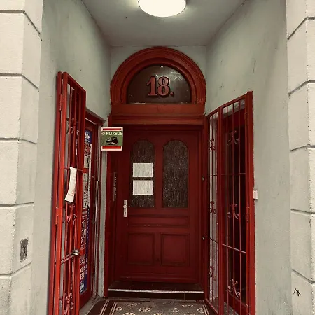 Piano Apartment Halle - Netflix - Free Wifi 4 Exterior foto